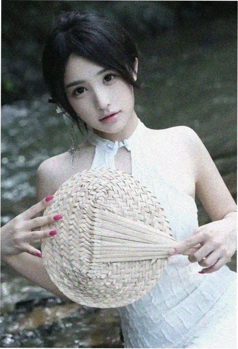h网站在线短剧《三十秒告白》海报